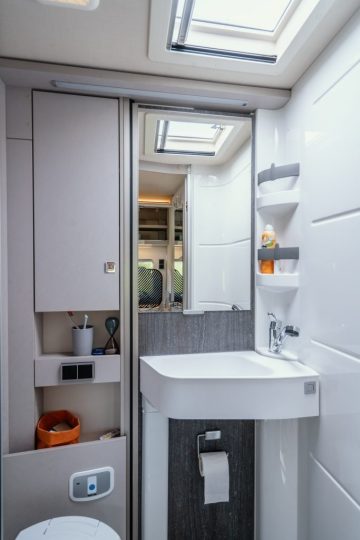 HYMER TRAMP S 585 - slika 17