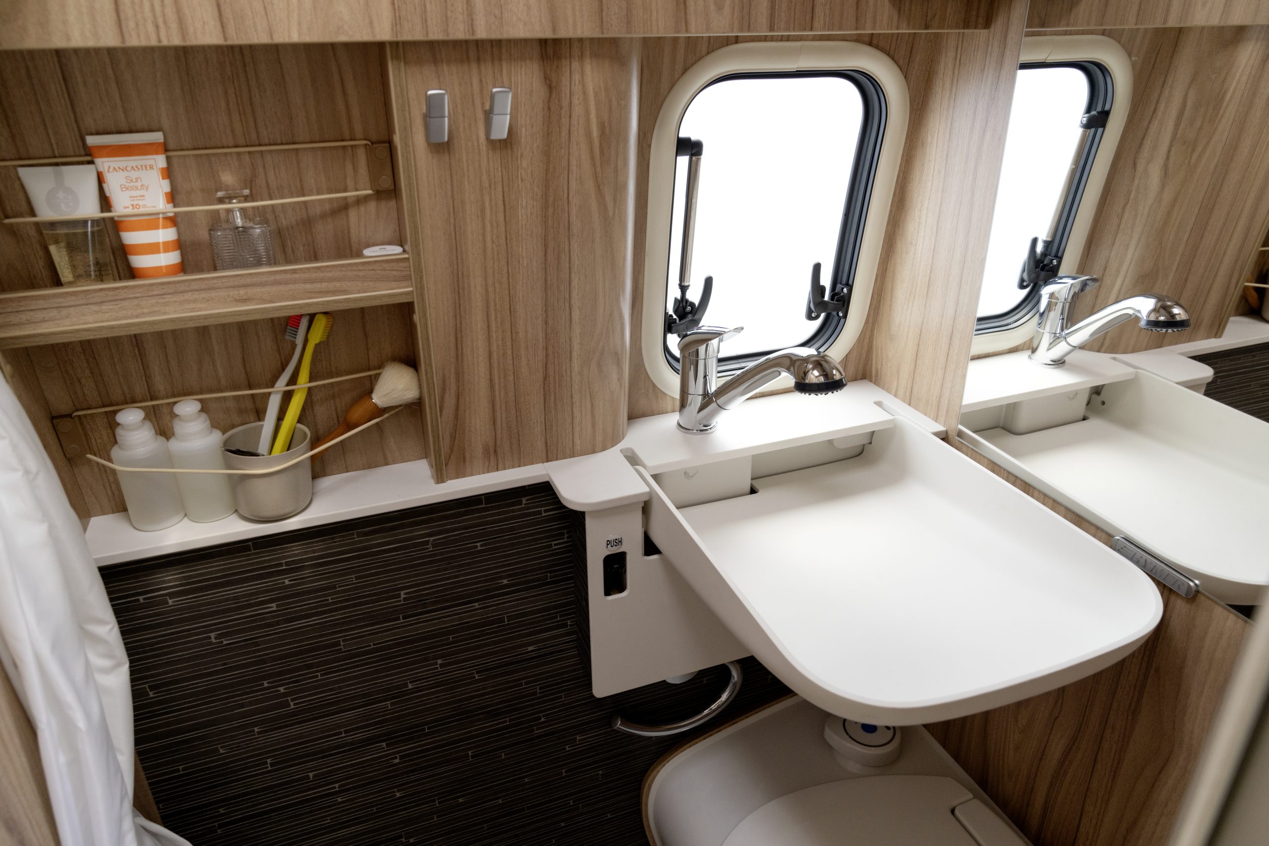 prodaja-avtodoma-ac-glavan-grand-canyon-s