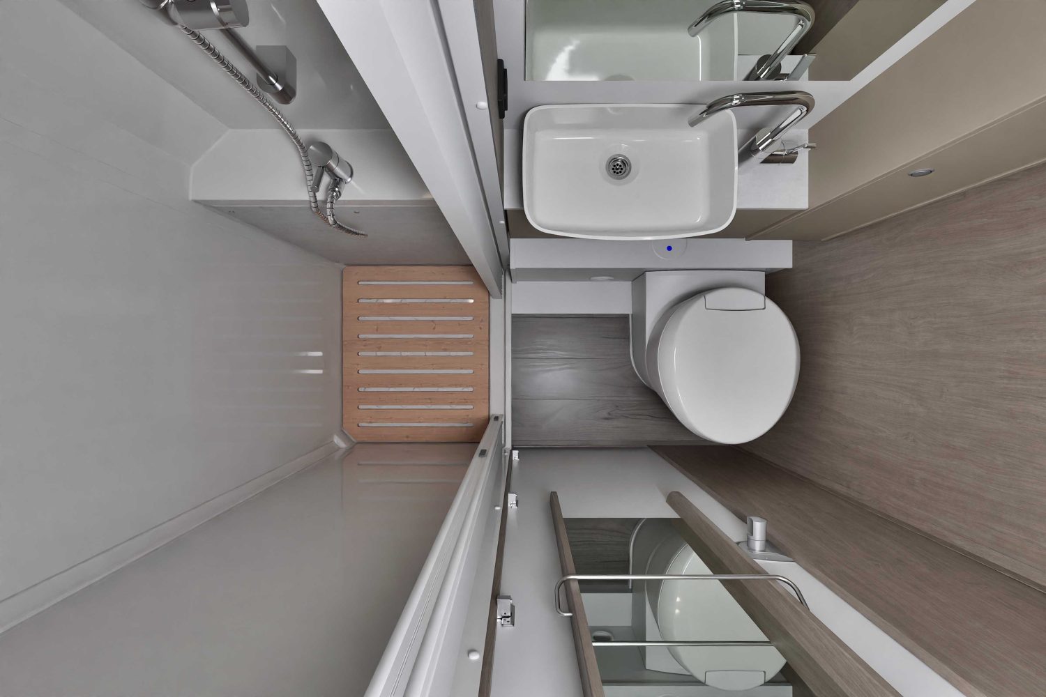 _carado-imagebank-data_VE_Overcab_A361_IT_2024_0002_21-31-41_WEB