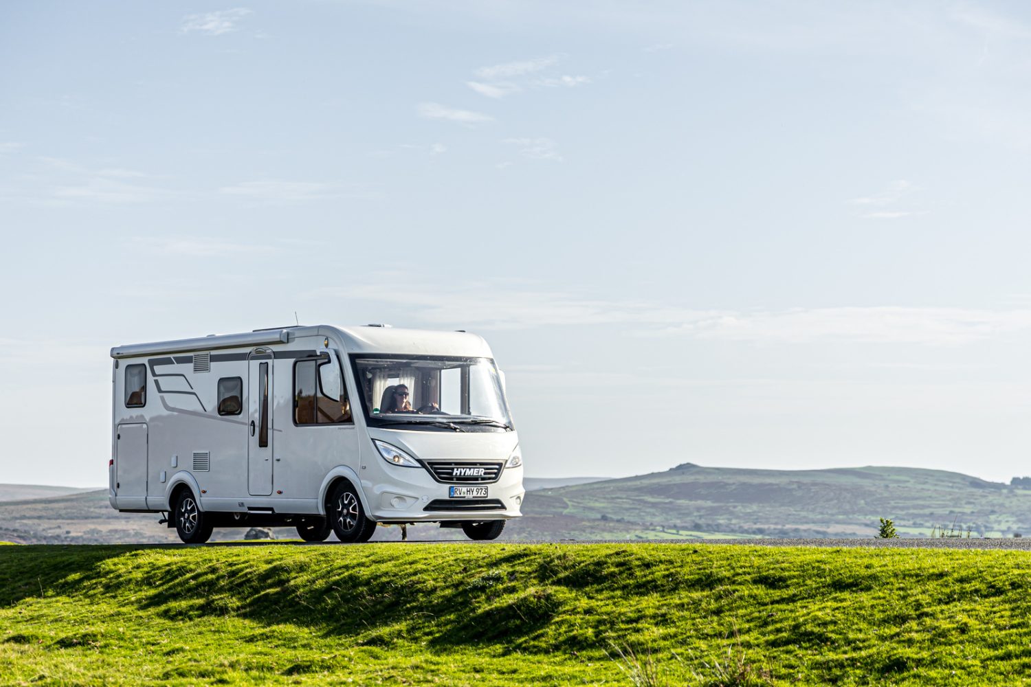 najem-avtodoma-ac-glavan-hymer-exis-i-580