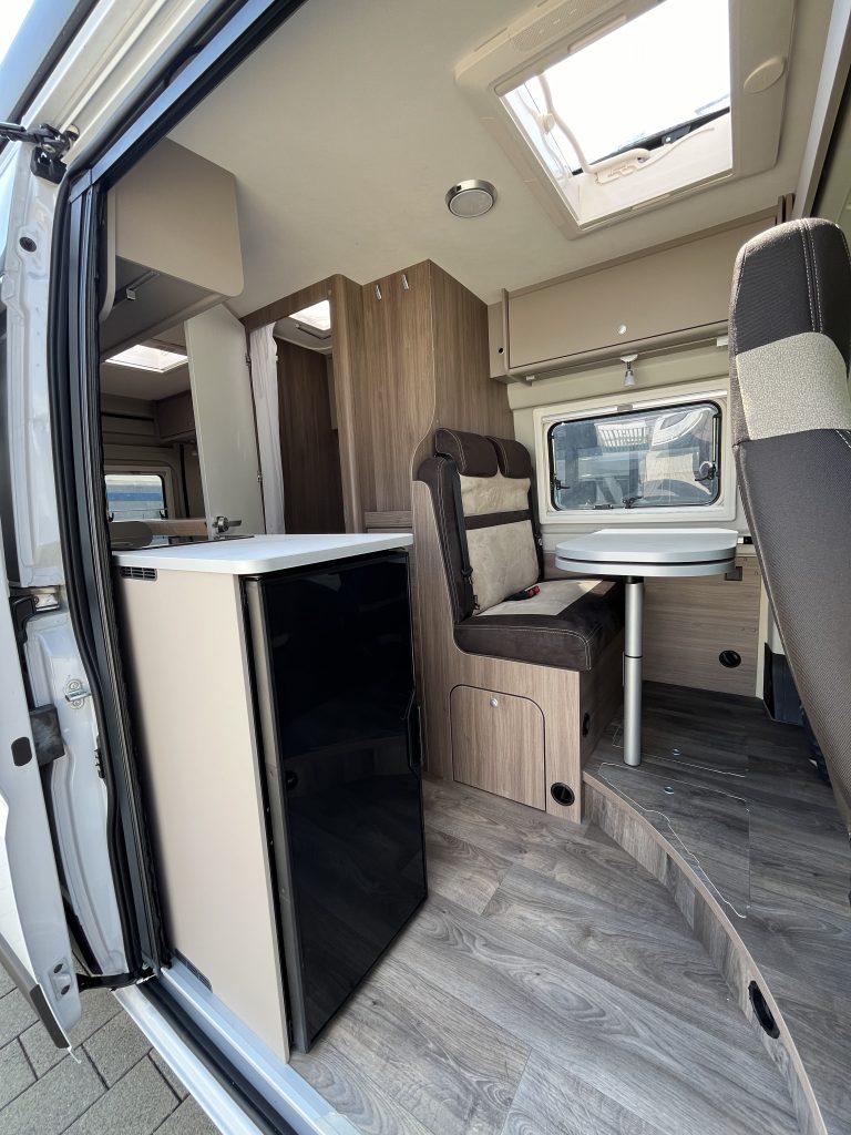 najem-avtodoma-ac-glavan-carado-bike-cv-640