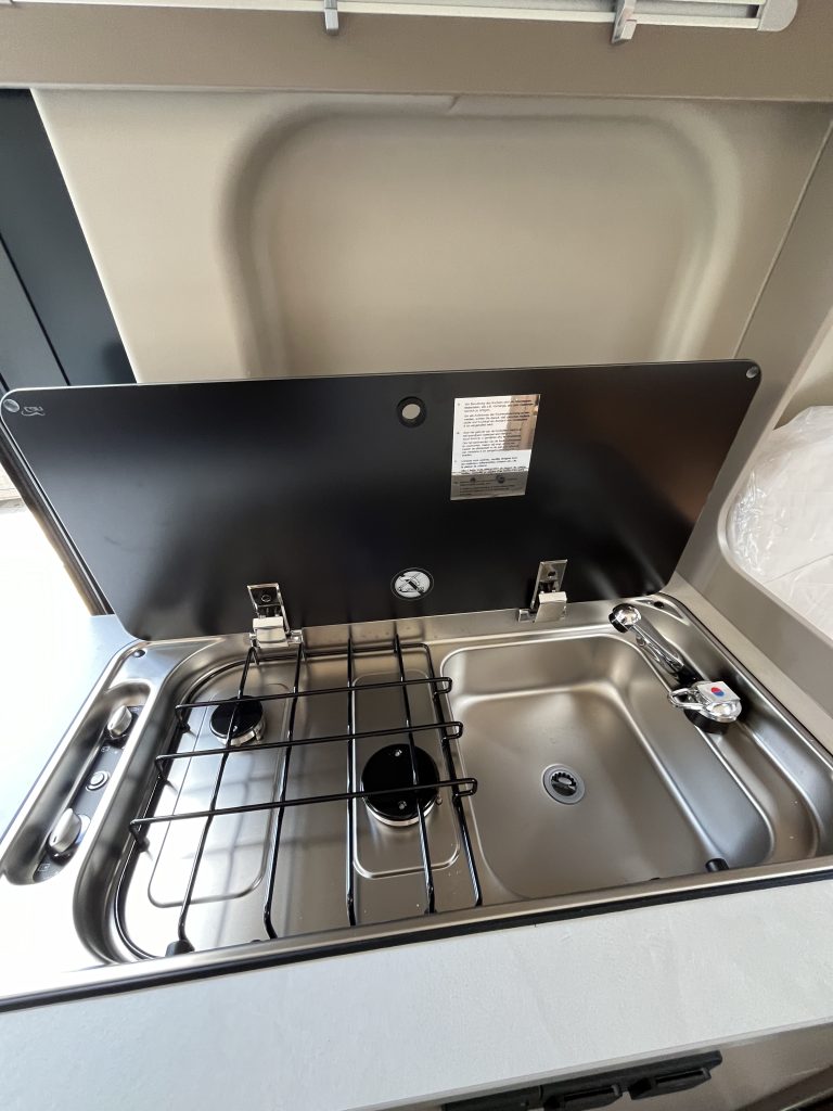 najem-avtodoma-ac-glavan-carado-bike-cv-640